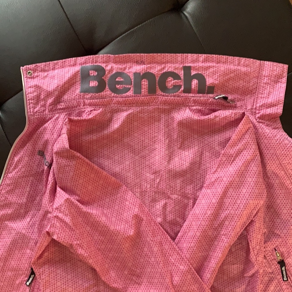 Bench - Picture 7 of 10